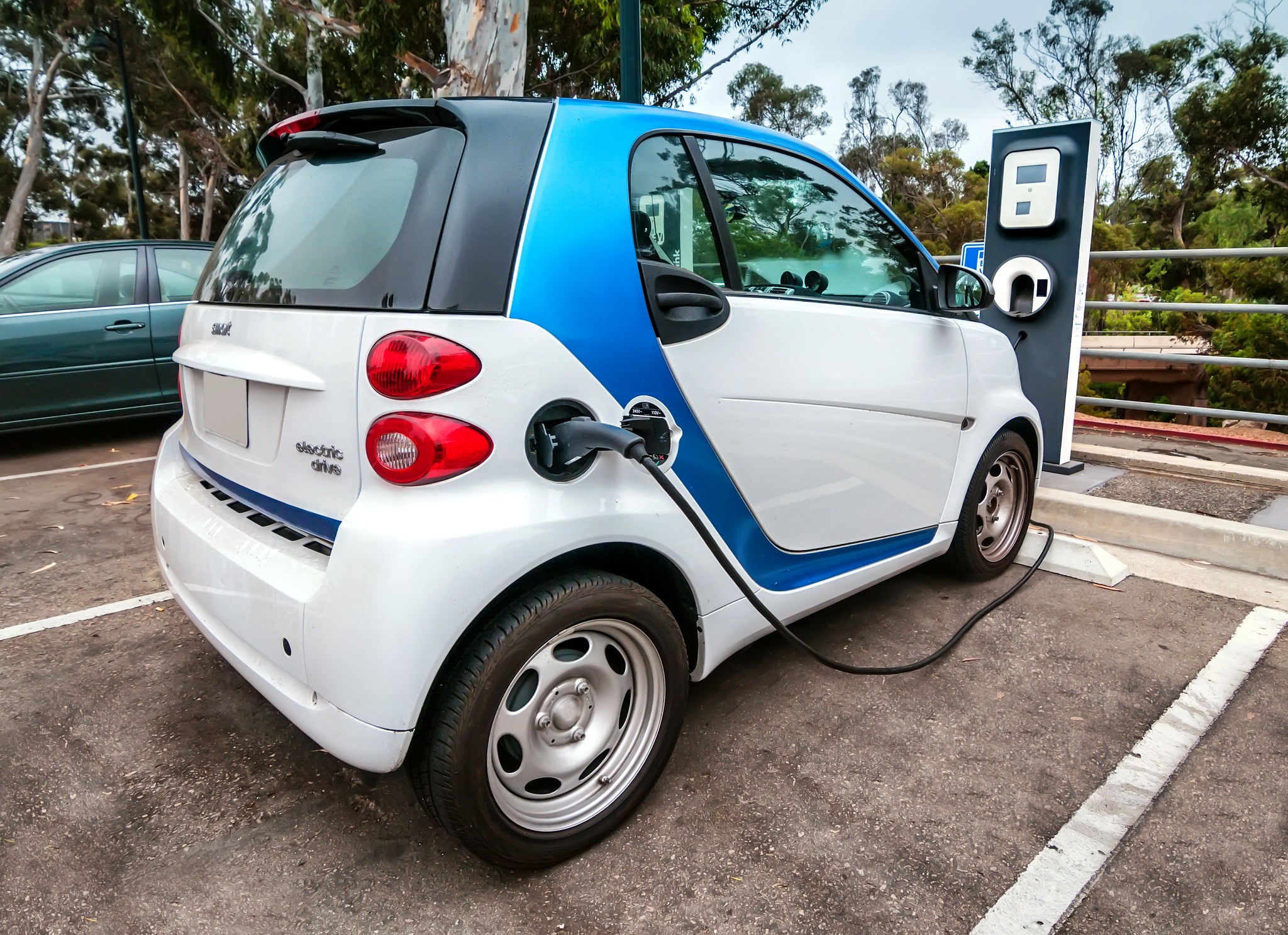 Electric car when charging