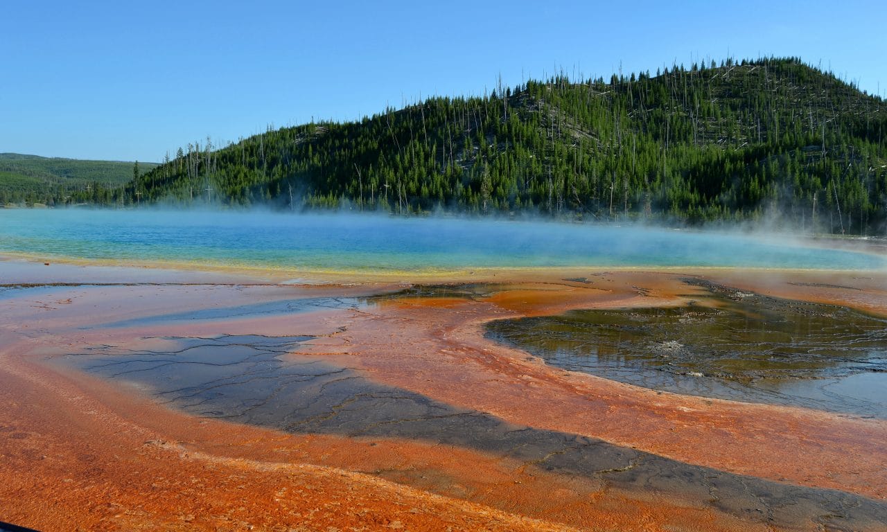 Grand_Prismatic_Spring_(14839242991) Grand_Prismatic_Spring_(14839242991)